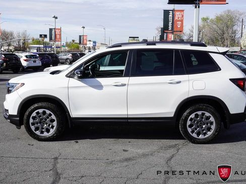 Used 2024 Honda Passport TrailSport image 15