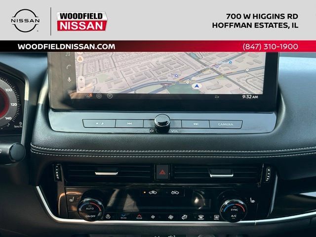 Certified 2025 Nissan Rogue SL w/ SL Premium Package AWD/4WD image 34