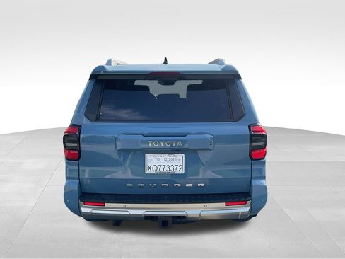 Used 2025 Toyota 4Runner Limited AWD/4WD image 8