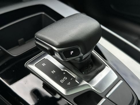 Used 2025 Audi Q5 2.0T Premium image 21