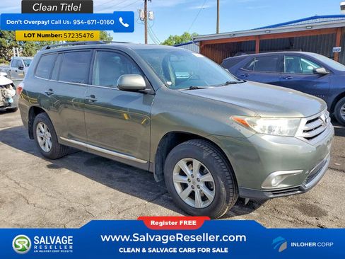 Used 2012 Toyota Highlander SE w/ Tow Pkg AWD/4WD image 5