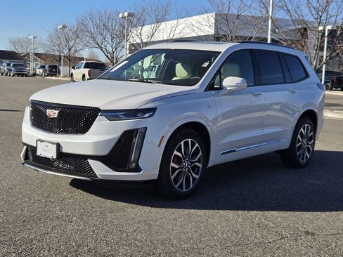 New 2025 Cadillac XT6 Sport image 42