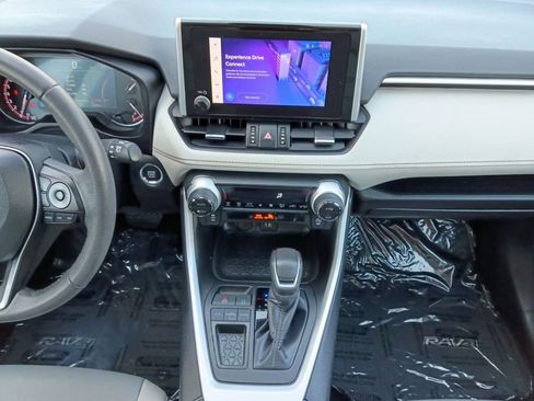Used 2024 Toyota RAV4 XLE Premium image 3