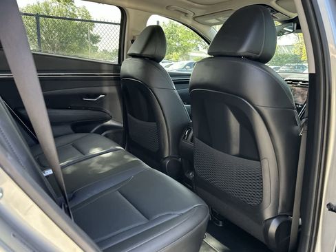 Used 2024 Hyundai Tucson Limited image 18