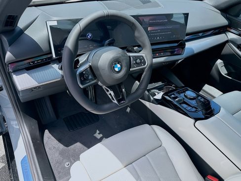 New 2027 BMW 530i RWD image 7