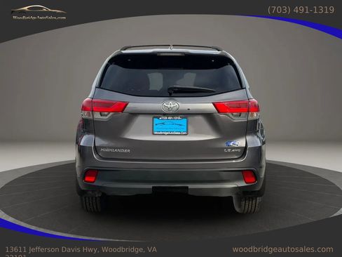 Used 2019 Toyota Highlander Plus image 5