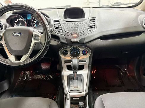 Used 2018 Ford Fiesta SE FWD image 25