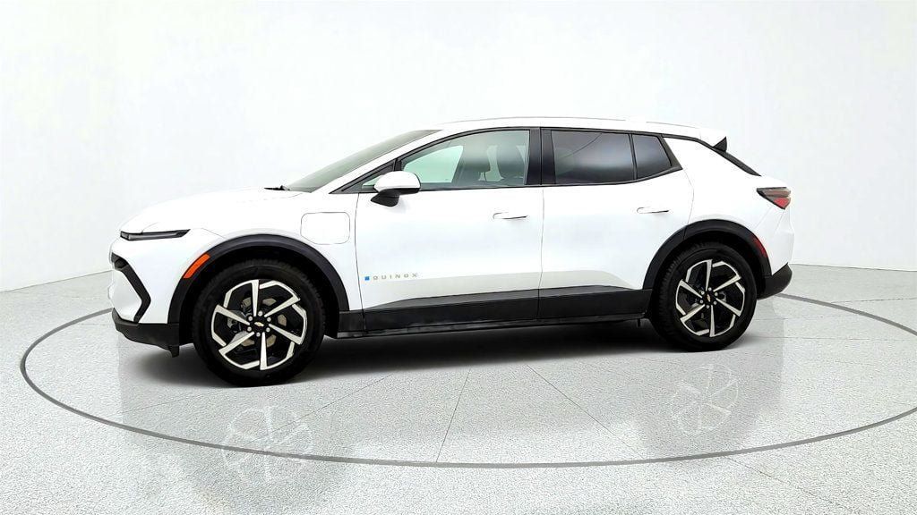 Used 2025 Chevrolet Equinox EV LT FWD image 8