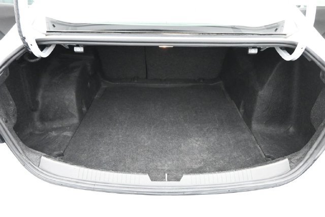 Used 2024 Chevrolet Malibu LT FWD image 18