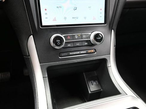 Used 2024 Ford Edge SEL AWD/4WD image 41