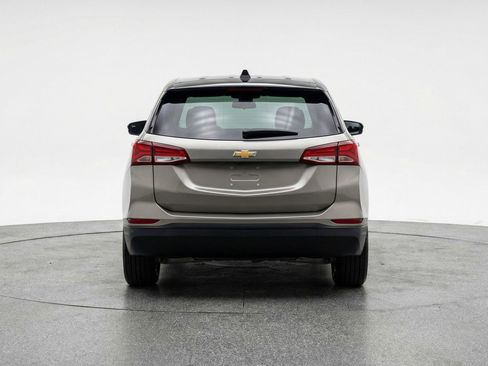 Used 2025 Chevrolet Equinox LT image 7