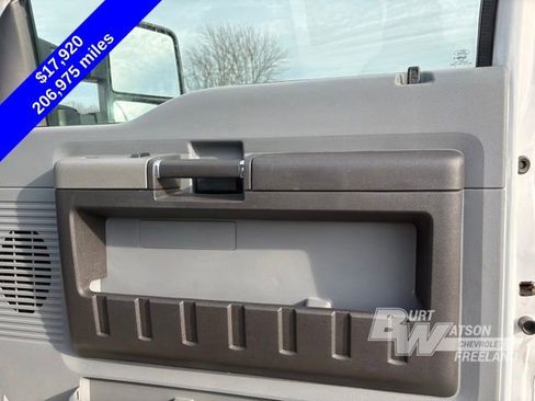Used 2016 Ford F250 XLT w/ FX4 Off-Road Package AWD/4WD image 31