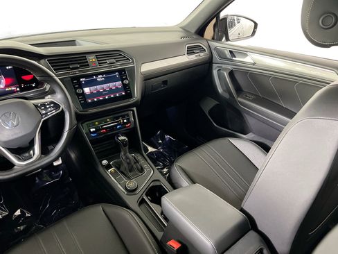 Used 2023 Volkswagen Tiguan SE R-Line AWD/4WD image 23