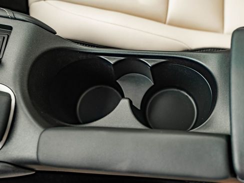 Used 2014 Lexus CT 200h FWD image 36