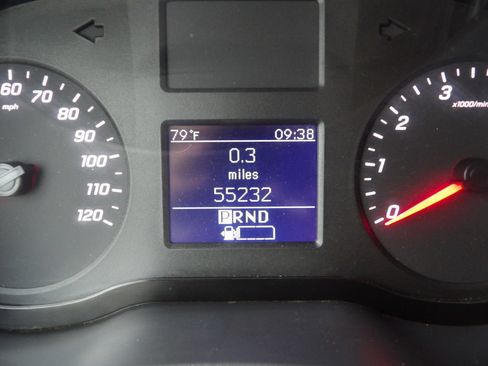 Used 2023 Mercedes-Benz Sprinter 2500 image 22