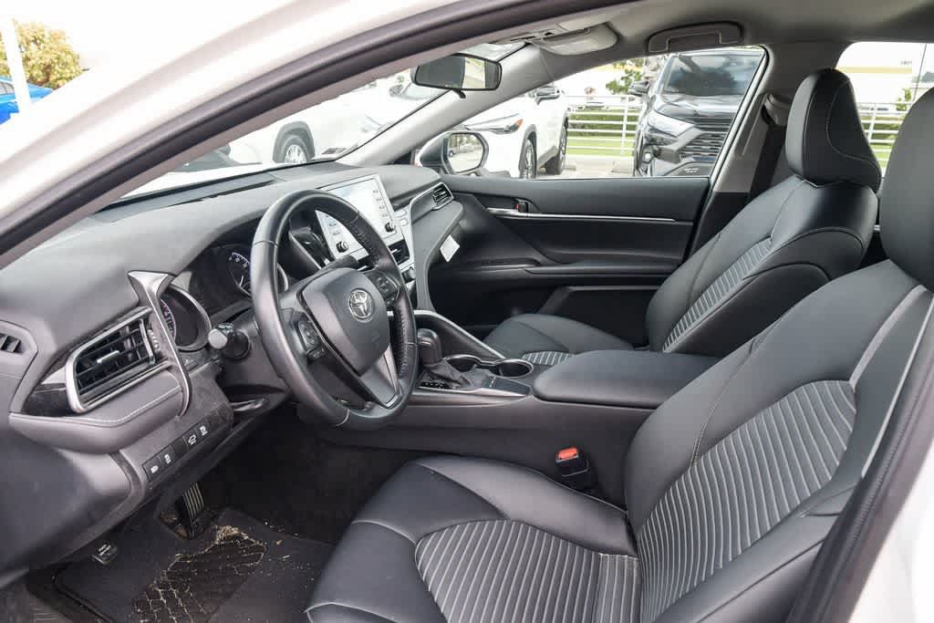 Used 2024 Toyota Camry SE FWD image 15