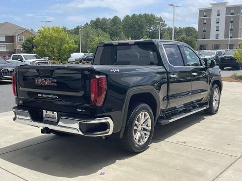 Used 2022 GMC Sierra 1500 SLT w/ SLT Premium Package AWD/4WD image 7