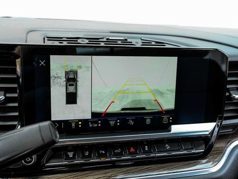 Used 2024 Chevrolet Silverado 2500 LT w/ Midnight Edition image 23