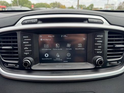 Used 2017 Kia Sorento FWD w/ LX Convenience Package image 38