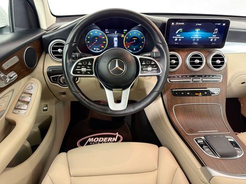 Used 2022 Mercedes-Benz GLC 300 4MATIC image 27
