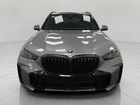 New 2026 BMW X5 xDrive40i w/ M Sport Package AWD/4WD image 12