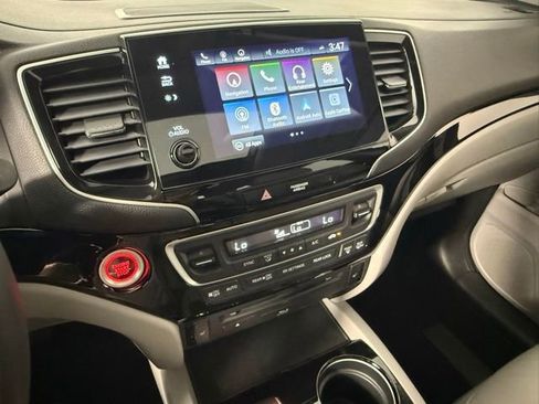 Used 2022 Honda Pilot Touring image 21