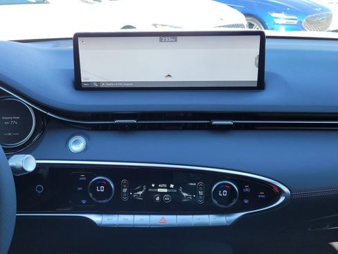 New 2025 Genesis GV70 3.5T Sport image 16