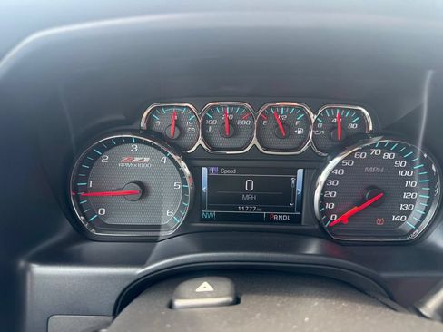 Used 2018 Chevrolet Silverado 1500 LT w/ All Star Edition AWD/4WD image 19