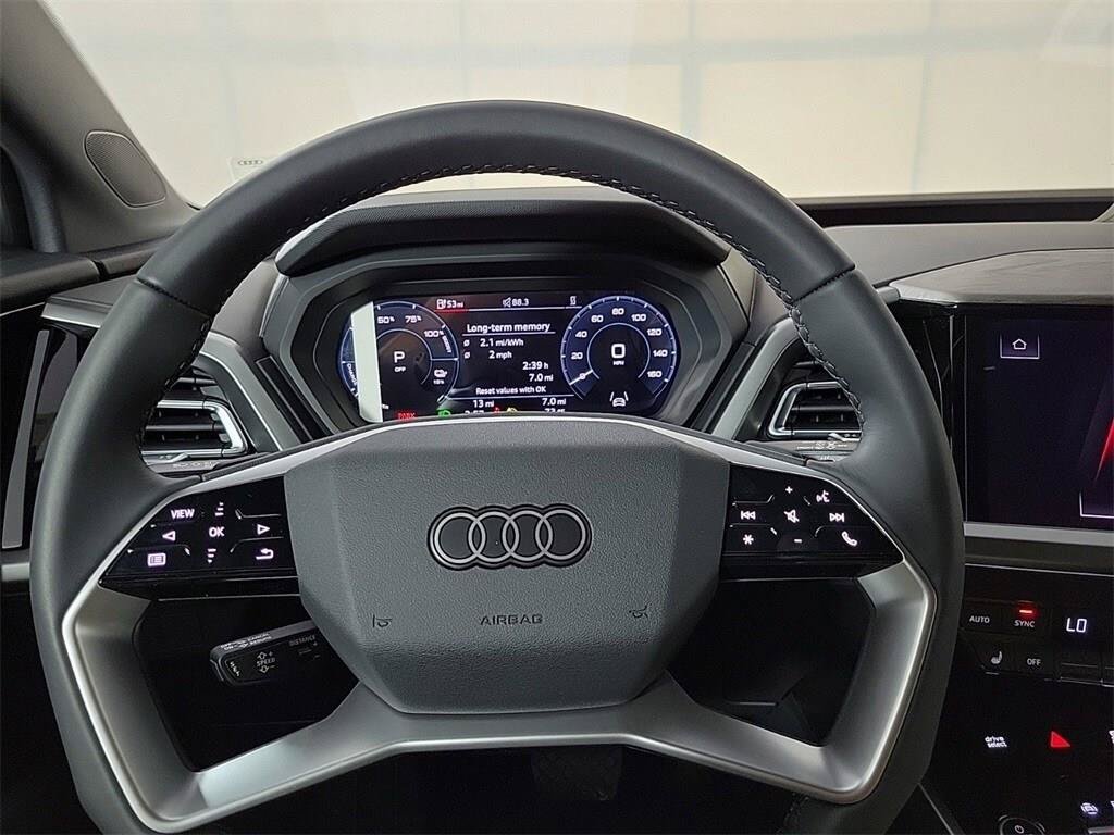 Used 2024 Audi Q4 e-tron Premium AWD/4WD image 18
