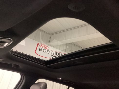 Used 2024 Jeep Grand Cherokee Altitude image 19