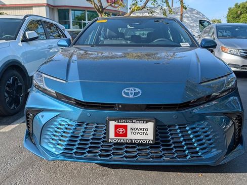 Used 2025 Toyota Camry XSE w/ Premium Plus Package FWD image 2