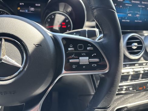 Used 2021 Mercedes-Benz GLC 300 4MATIC image 10