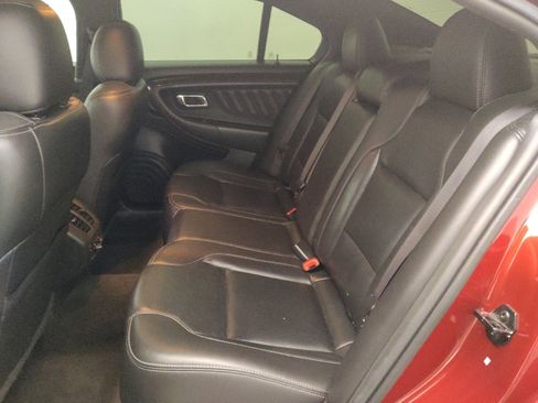 Used 2017 Ford Taurus Limited image 18