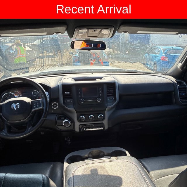 Used 2022 RAM 2500 Tradesman w/ Chrome Appearance Group AWD/4WD image 6