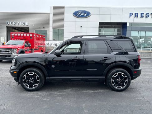 Used 2023 Ford Bronco Sport Outer Banks AWD/4WD image 3