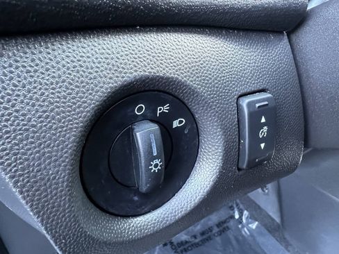 Used 2012 Ford Fiesta SE FWD image 21