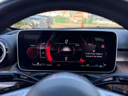 Used 2025 Mercedes-Benz C 300 4MATIC Sedan image 23