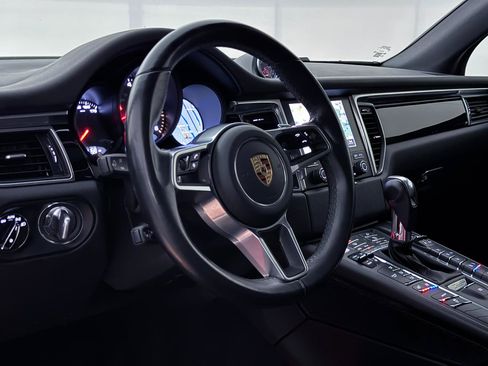 Used 2017 Porsche Macan S AWD/4WD image 19