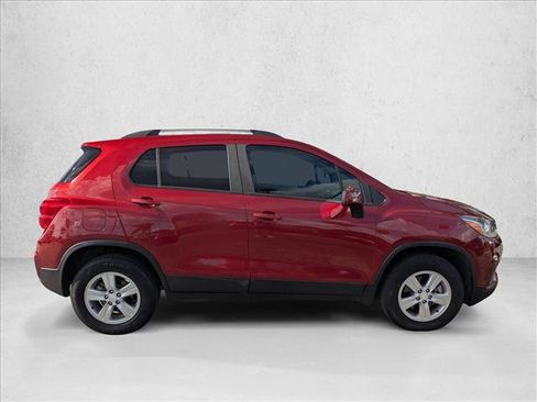 Used 2021 Chevrolet Trax LT image 4