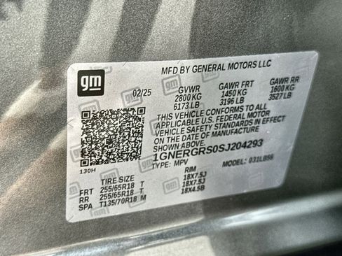 New 2025 Chevrolet Traverse LT w/ Enhanced Driving Package image 29