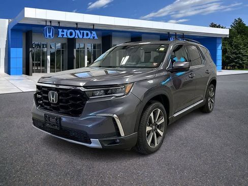 Used 2023 Honda Pilot Elite image 1