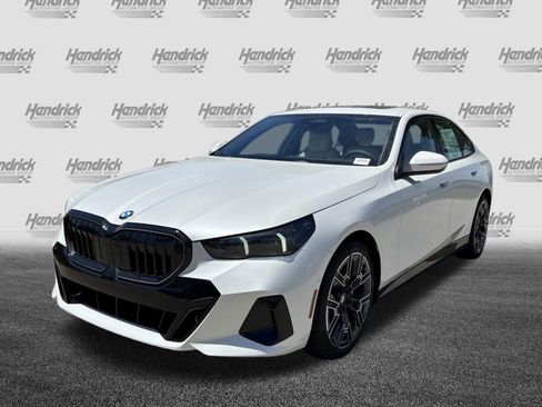 New 2027 BMW 530i w/ M Sport Package RWD image 7