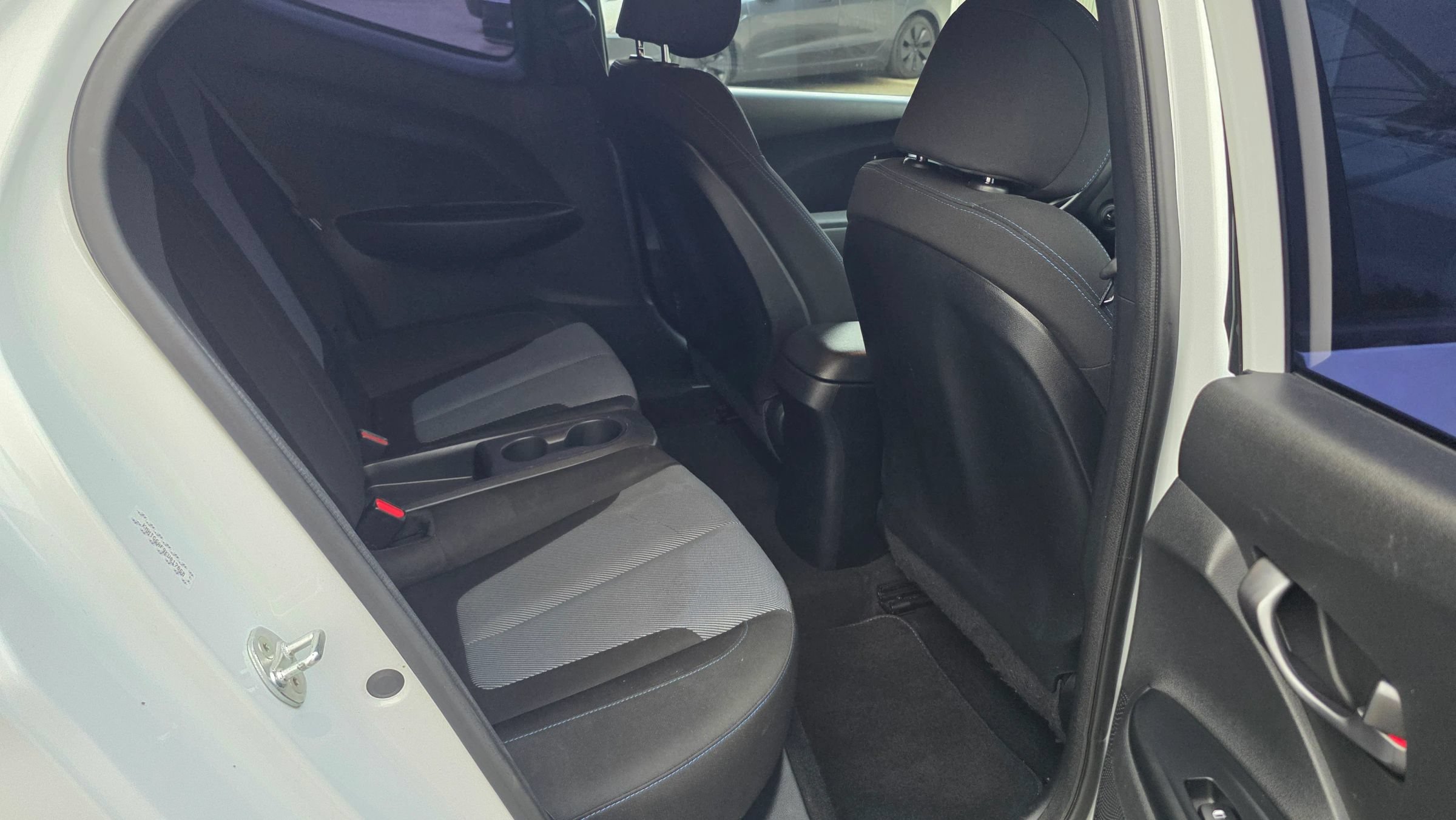 Used 2019 Hyundai Veloster 2.0 FWD image 13