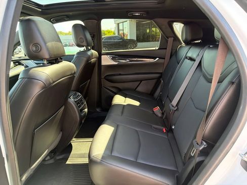 Used 2022 Cadillac XT5 Premium Luxury w/ Technology Package FWD image 42