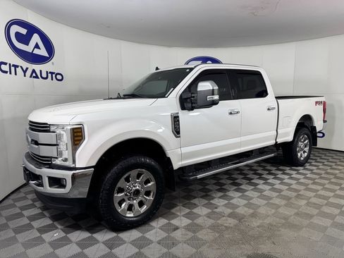 Used 2019 Ford F250 Lariat w/ Lariat Ultimate Package image 6