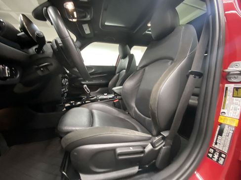 Used 2022 MINI Cooper Clubman S w/ Signature Upholstery Package AWD/4WD image 17