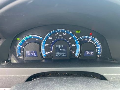 Used 2014 Toyota Camry XLE w/ Leather Package FWD image 14