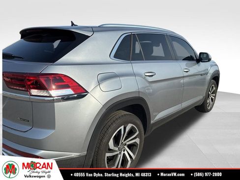 Used 2023 Volkswagen Atlas Cross Sport SEL AWD/4WD image 4