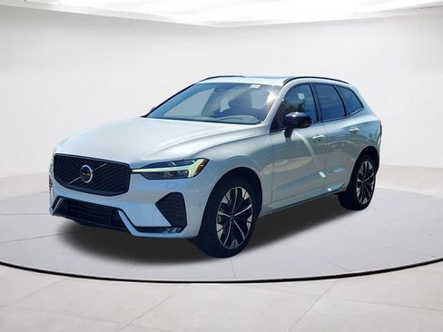 Certified 2026 Volvo XC60 B5 Plus AWD/4WD image 1