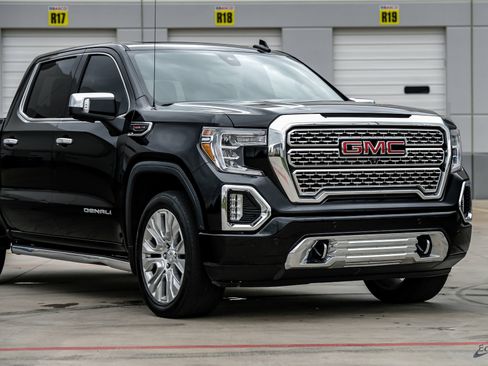 Used 2021 GMC Sierra 1500 Denali w/ Denali Ultimate Package image 26